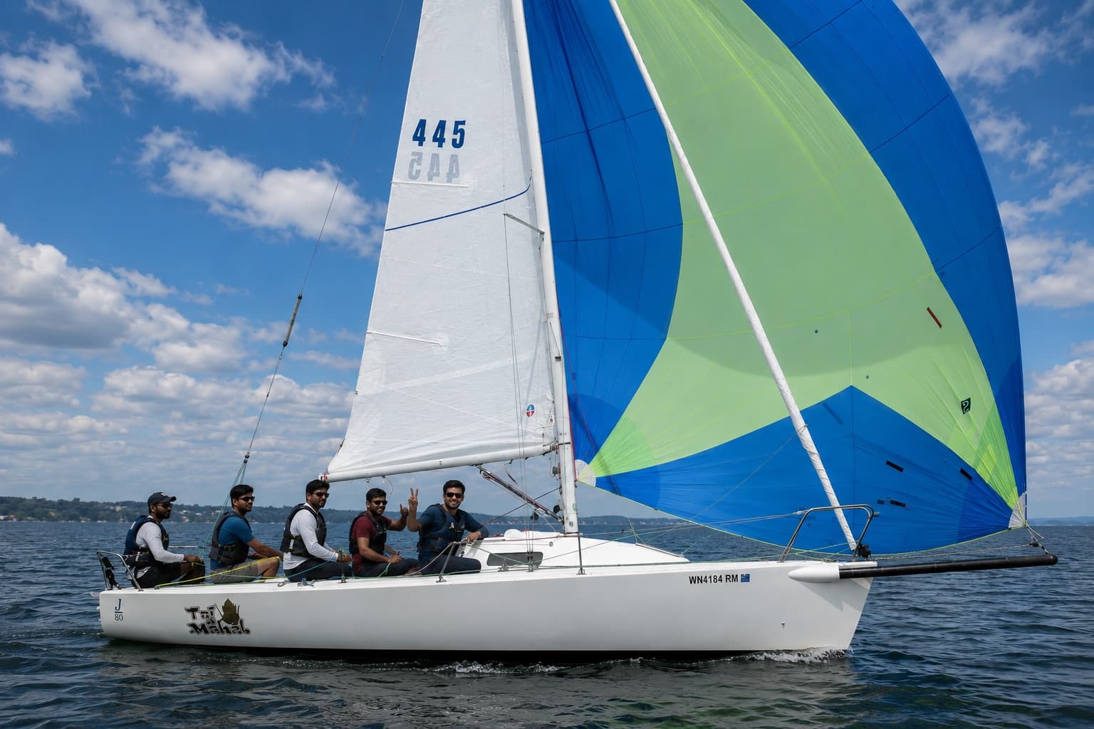 The J/80 keelboat — your classroom on the water